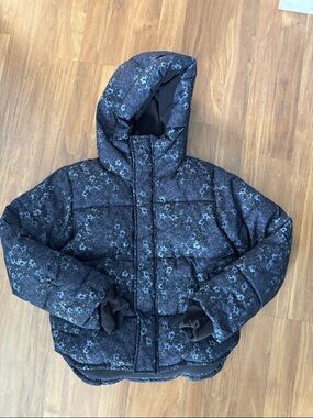 all in motion Navy Floral Winter Puffer Jacket with Hood in Kids Youth Size L